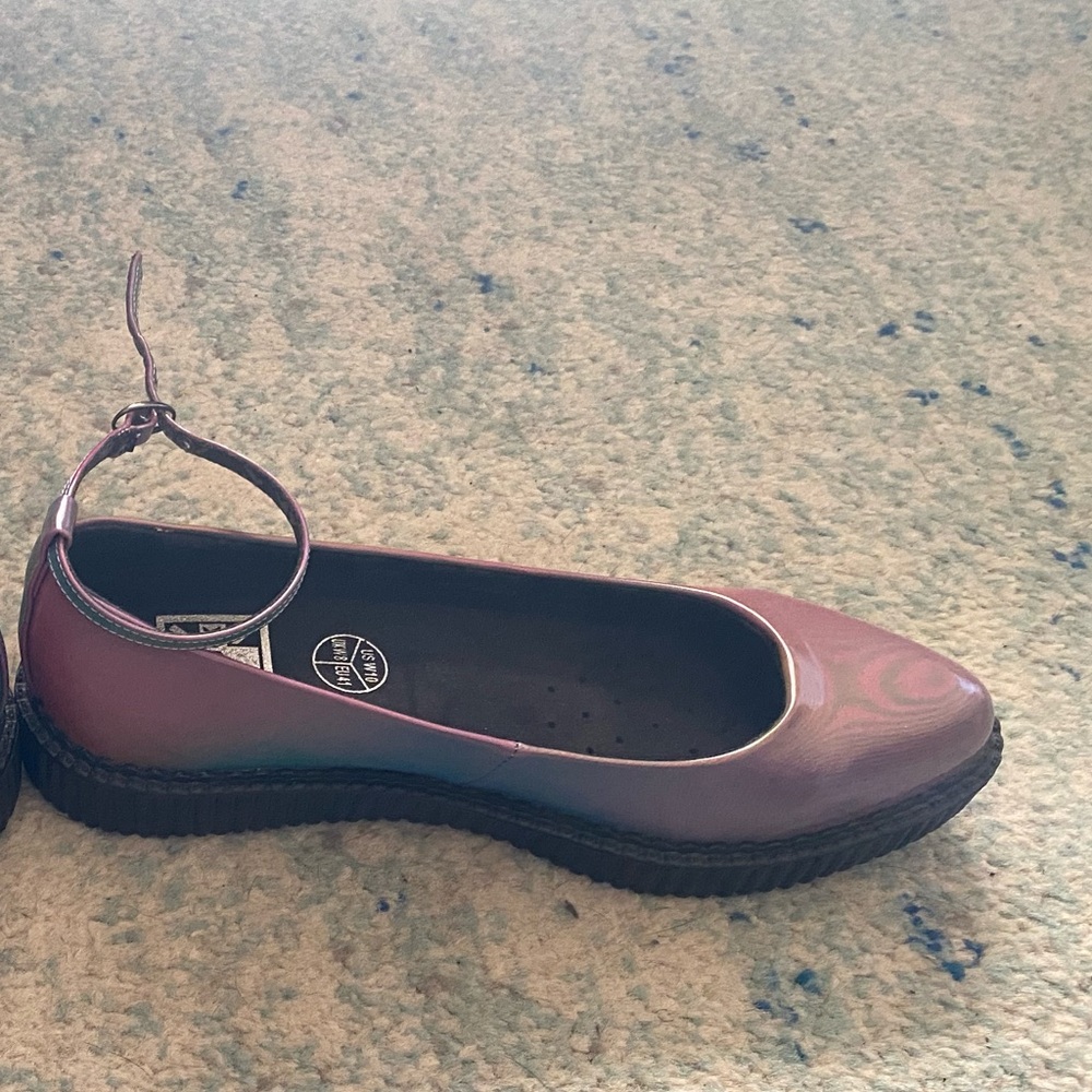 TUK purple iridescent flats size 10 - Picture 4 of 4